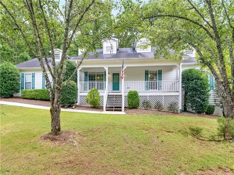 349 Mckenzie Dr, Stockbridge, GA 30281
