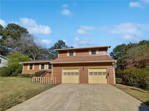 1680 Drakes Dr, Jonesboro, GA 30236