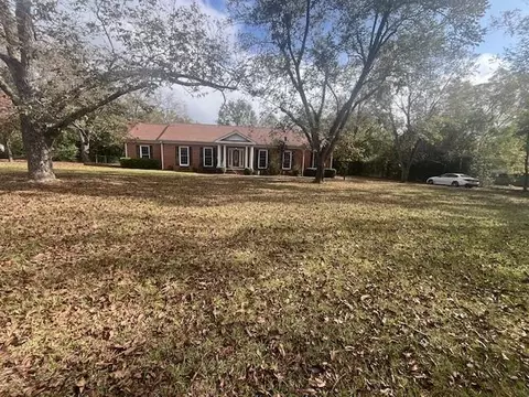 115 Geneva St, Dublin, GA 31021