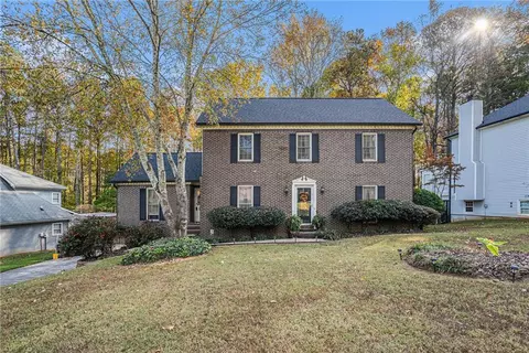 3813 Spring Meadow Dr, Acworth, GA 30101