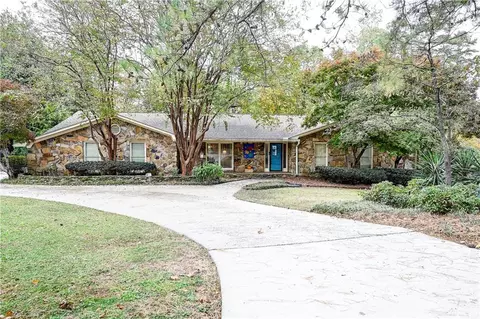 111 Cherry Hill Cir, Calhoun, GA 30701