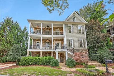 2123 Cooper Lake Rd SE, Smyrna, GA 30080