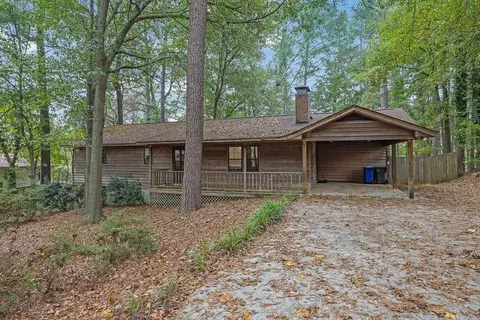 4207 Mcclure Dr, Oakwood, GA 30566