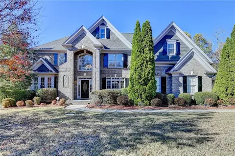 275 Beech Tree Holw, Sugar Hill, GA 30518