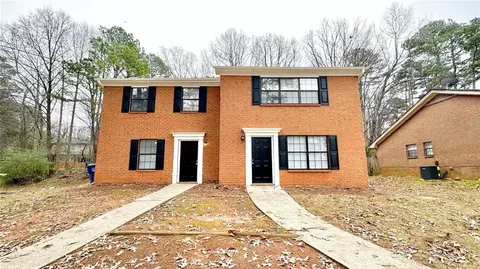 498 Charleston Ln, Lawrenceville, GA 30046