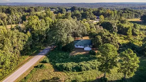 2164 Five Points Rd, Waco, GA 30182 photo 6