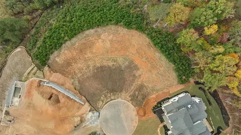 709 Middle Fork Trl, Suwanee, GA 30024 photo 4