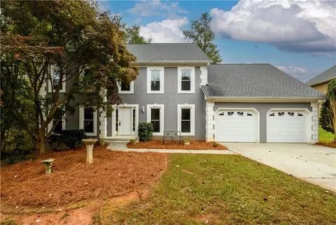 1320 Sever Woods Dr, Lawrenceville, GA 30043