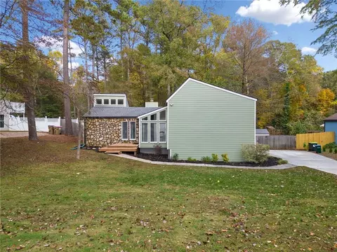 2238 Cedar Forks Dr, Marietta, GA 30062