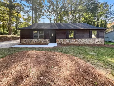 754 Whitehall Dr, Lawrenceville, GA 30043