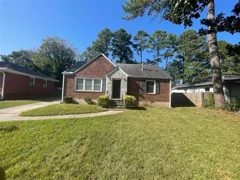 2850 Mitchell Pl, Decatur, GA 30032