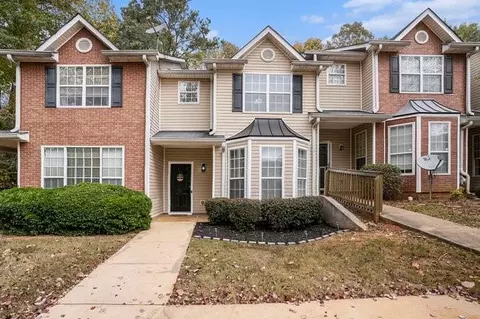 1495 Riverrock Trl, Riverdale, GA 30296