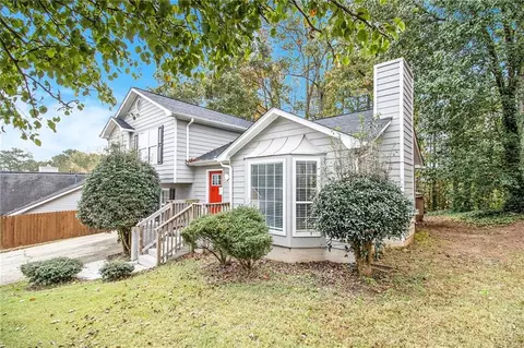 3824 Landgraf Cv, Decatur, GA 30034