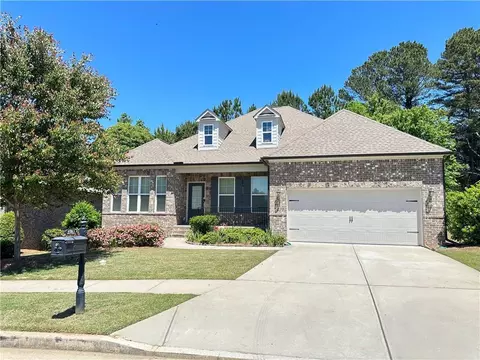 3781 Heirloom Loop Ct, Buford, GA 30519