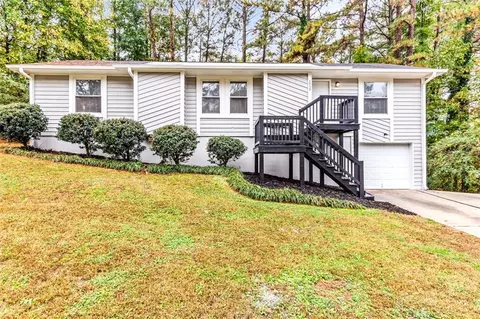 3959 Wabash Ln, Ellenwood, GA 30294