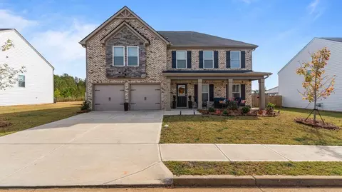 204 Stocks Cir, West Point, GA 31833