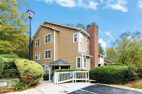 5636 River Heights Xing SE, Marietta, GA 30067