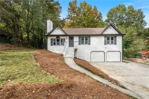 39 Indian Springs Dr NE, Rydal, GA 30171