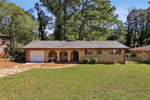 1672 Camperdown Cir, Decatur, GA 30035