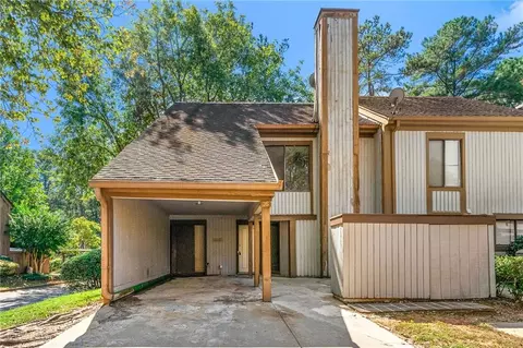35 Willowick Dr, Lithonia, GA 30038