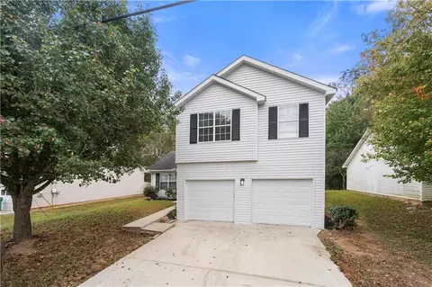 5287 Salem Springs Dr, Lithonia, GA 30038