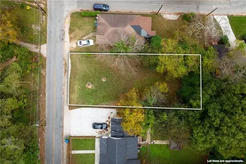 18 Johnson Rd NW, Atlanta, GA 30318