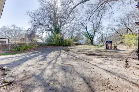 67 E Wright St, Winder, GA 30680 photo 27