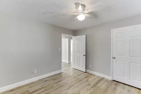 67 E Wright St, Winder, GA 30680 photo 11