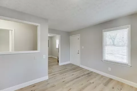 67 E Wright St, Winder, GA 30680 photo 23