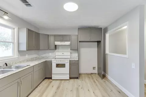 67 E Wright St, Winder, GA 30680 photo 21