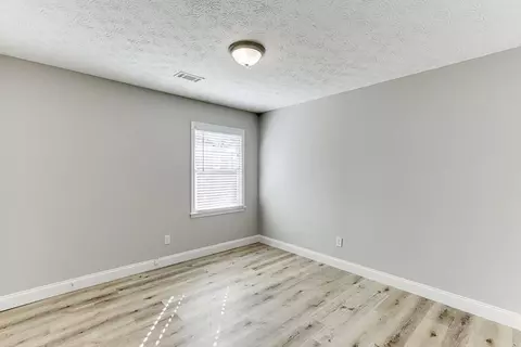 67 E Wright St, Winder, GA 30680 photo 12