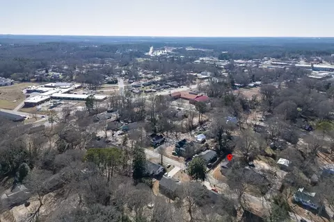 67 E Wright St, Winder, GA 30680 photo 35