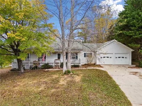 52 Mill Creek Dr, Jasper, GA 30143