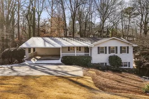 655 Amberidge Trl, Atlanta, GA 30328