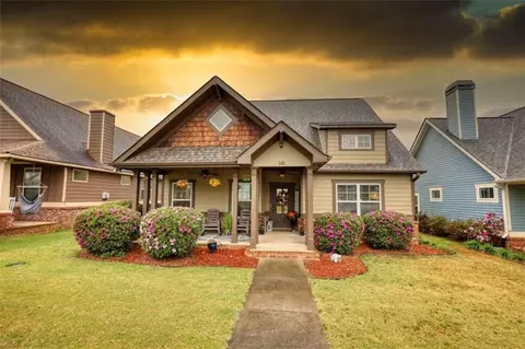 132 Tan Yard Rd, Social Circle, GA 30025