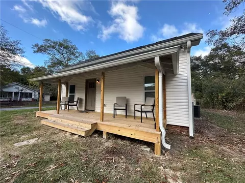 148 W Church St, Rockmart, GA 30153