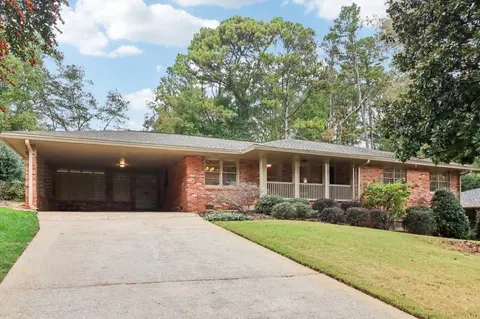 2720 Hunting Hill Ln, Decatur, GA 30033