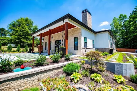 6838 John West Rd, Winston, GA 30187