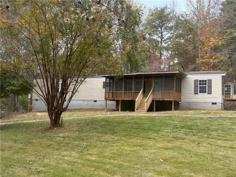 15 Merlin Dr, Dahlonega, GA 30533