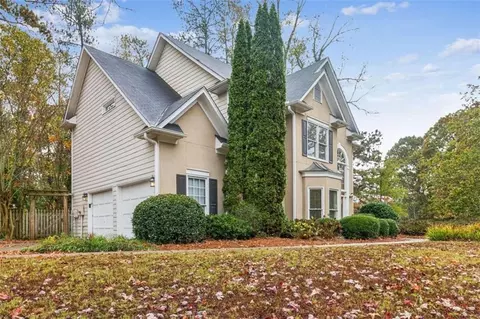 2110 Crossover Dr, Cumming, GA 30040
