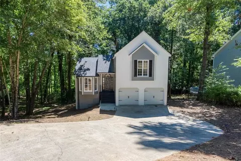 1920 Knipe Dr, Marietta, GA 30064