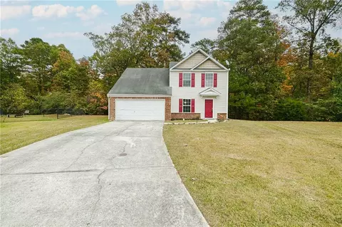6743 Merrywood Dr, Fairburn, GA 30213