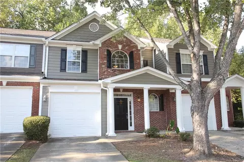 2704 Pierce Brennen Ct, Lawrenceville, GA 30043