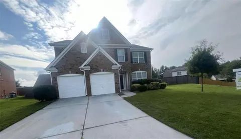 207 Elkhound Ct, Union City, GA 30291
