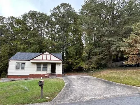 518 Barnes Mill Dr, Marietta, GA 30062