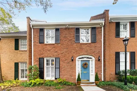 17 Prescott Walk NE, Atlanta, GA 30307