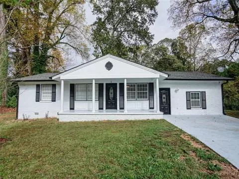 1072 Vincent Dr, Forest Park, GA 30297