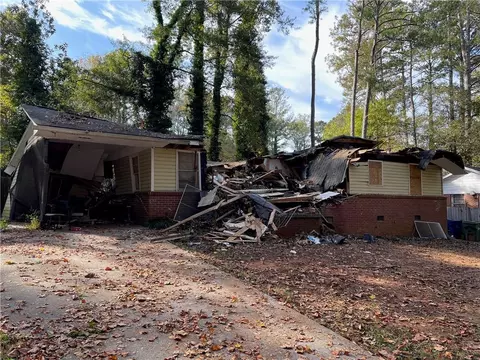 239 Bromack Dr SE, Atlanta, GA 30315