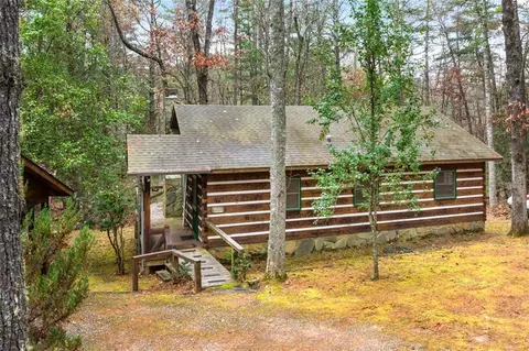 33 Gooseberry Trl, Blue Ridge, GA 30513
