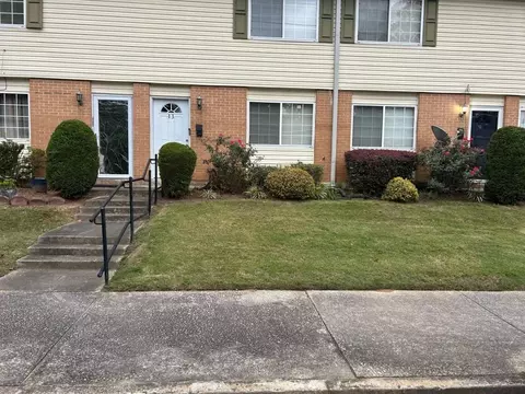 405 Fairburn Rd SW #13, Atlanta, GA 30331
